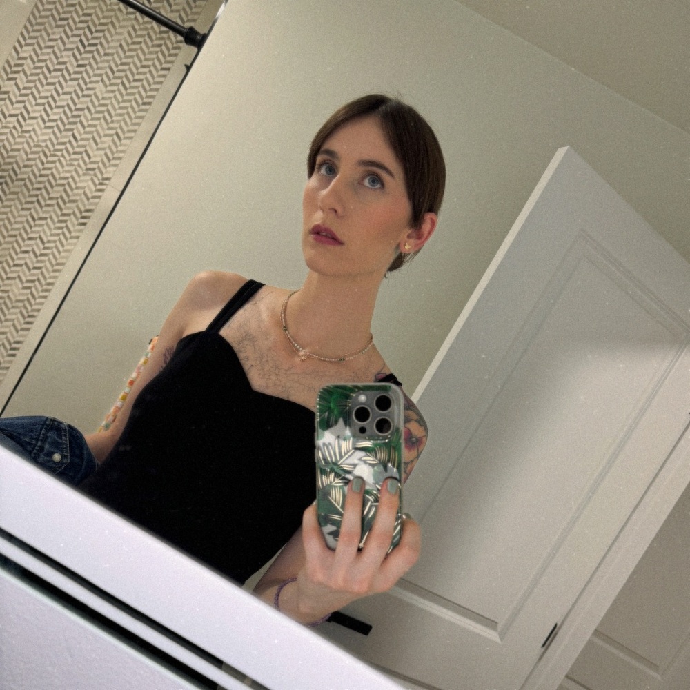 Indiana L - Designer